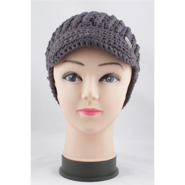 Kapa s šiltom več barv