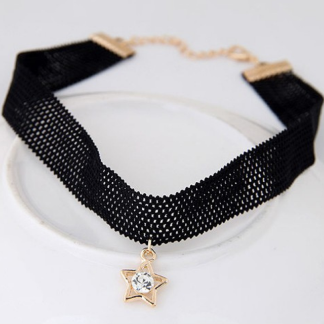 Choker verižica zvezdica zlata