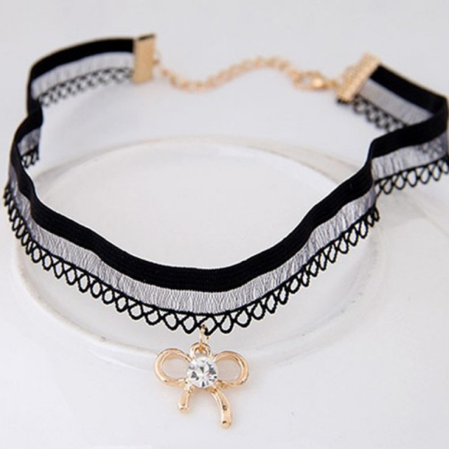 Choker verižica s pentljico zlata