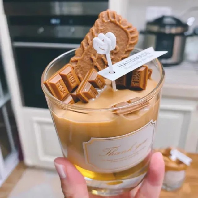 Komplet 2 silikonskih modelov za svečke mini čokoladice