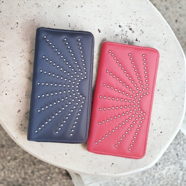 Denarnica z netki spredaj, črna ali rdeča