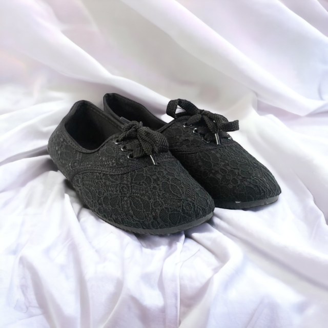 Čevlji črni s čipko 1801 BLACK