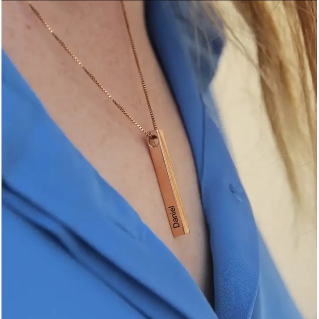  Personalizirana ogrlica iz 316L nerjavečega jekla – graviran obesek v obliki pravokotne palice