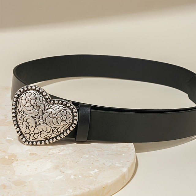 Ženski modni pas črne barve z vintage srcem