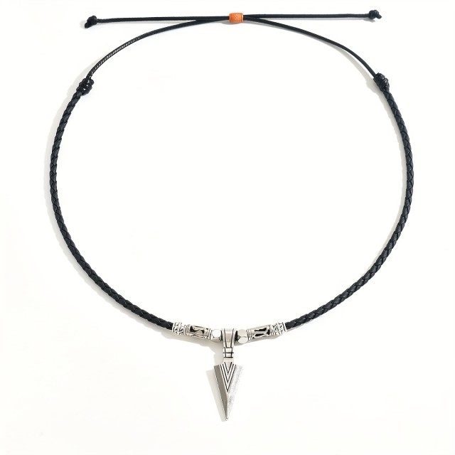 Daljša moška verižica s puščico