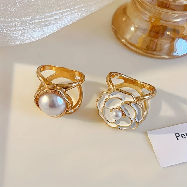 Elegantni 4-delni zlati komplet sponk za rute