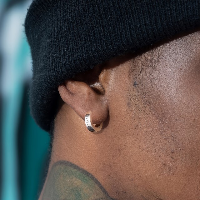 Moški okrogli uhani z vikinškimi motivi 