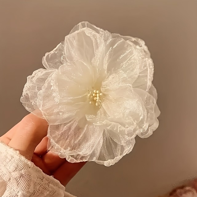 Komplet 2 belih cvetličnih sponkic za lase