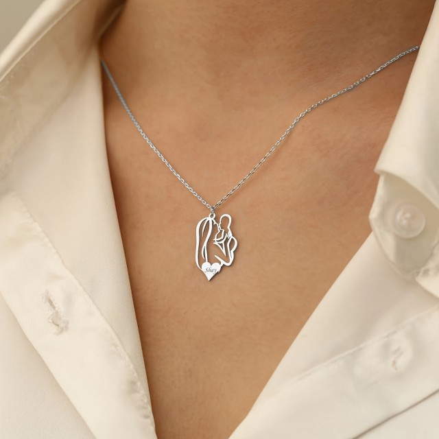 Personalizirana ogrlica za mamo z gravuro po vaši želji