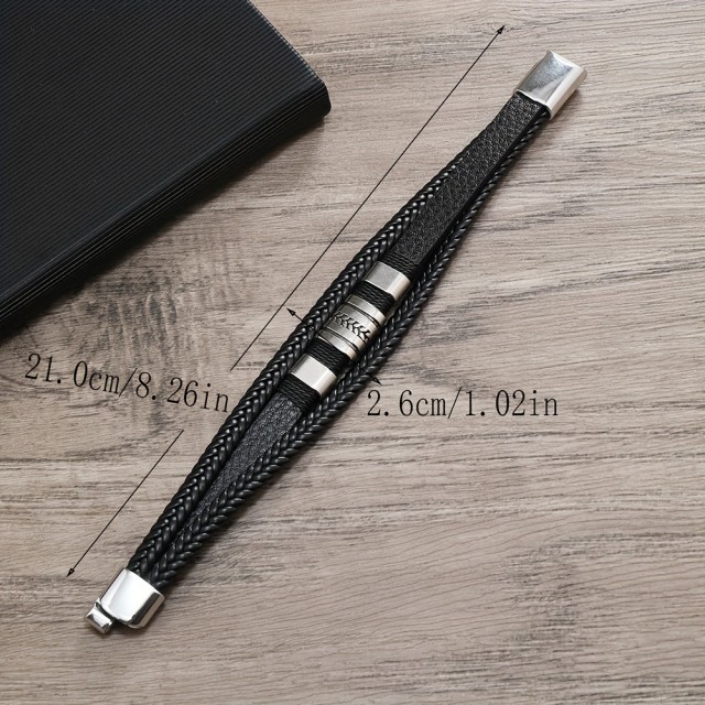 Moška pletena zapestnica s kovinskimi ploščicami 