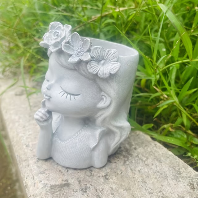 Cvetlični lonček ZASANJANA DEKLICA