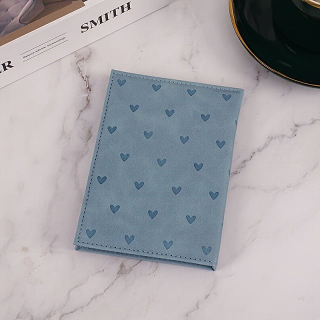 Ljubki ovitek za potni list s potiskom srčkov 2 barvi
