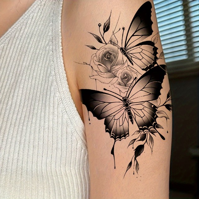 Vodoodporna tatu nalepka z motivom dvojnega metulja in vrtnic