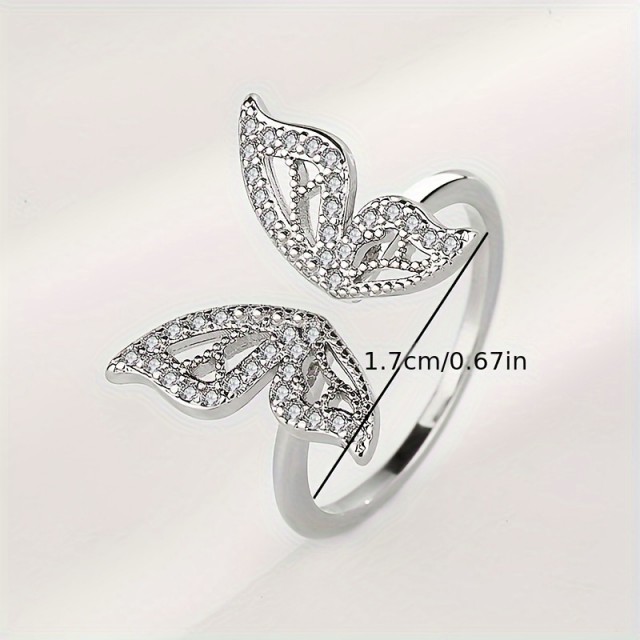 Prisrčen nastavljiv prstan z metuljčkom 