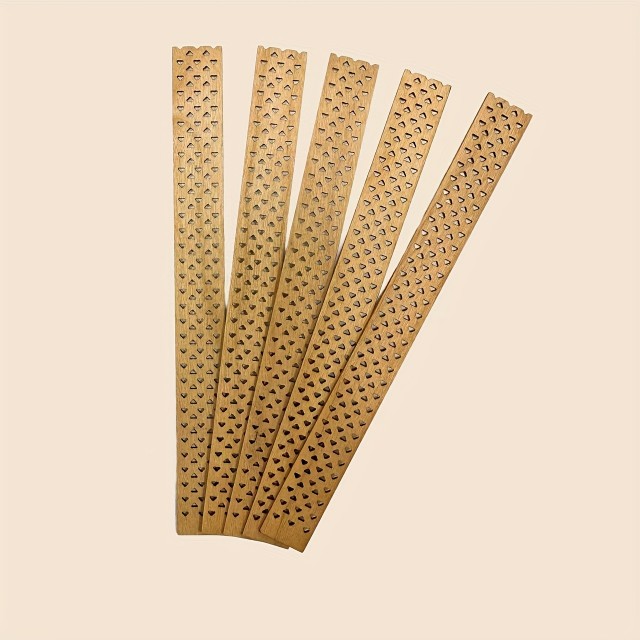 Komplet 5 lesenih stenjev s kovinskimi nastavki