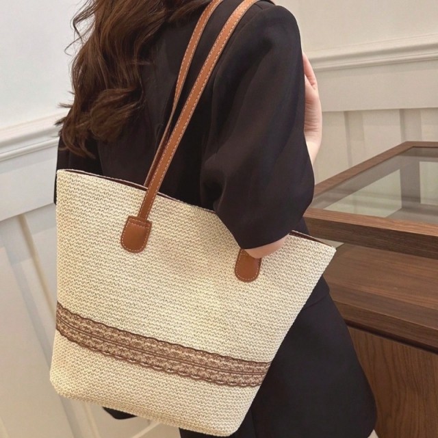 Prelepa pletena torbica z ročaji 2 barvi 7191