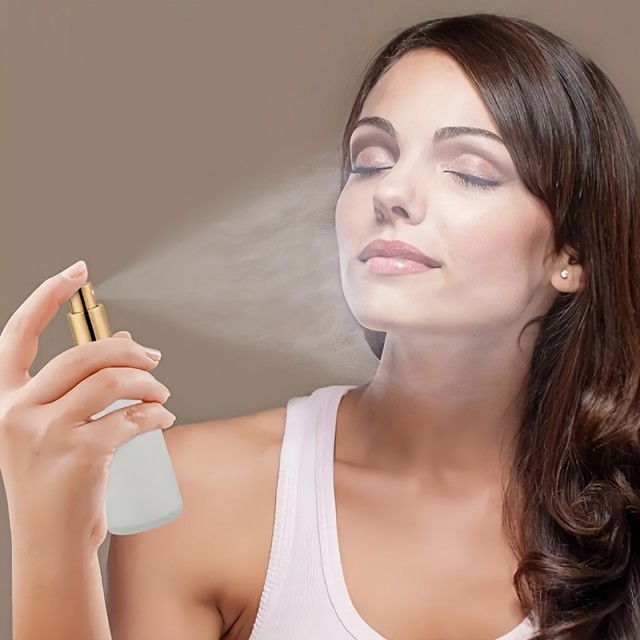 Elegantna steklenička za parfume z razpršilom 100ml 