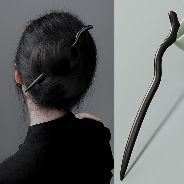 Elegantna črna lasnica v kitajskem slogu