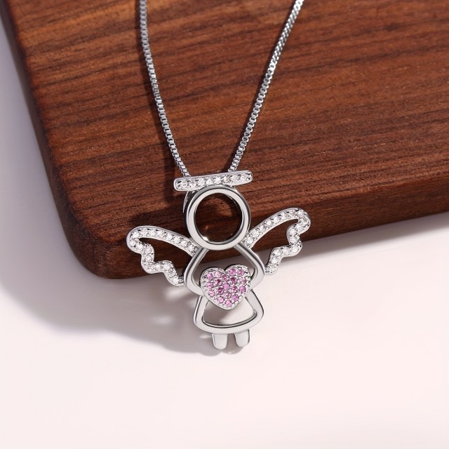 Ljubek sijoč angelov obesek z ogrlico