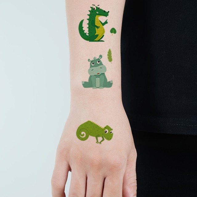 Komplet 10 vodoodpornih nalepk z risanimi živalmi 