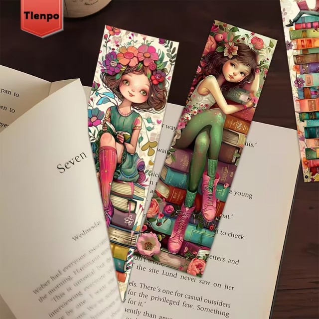 Komplet 32 zaznamkov za knjige z motivom fantka in punčke 