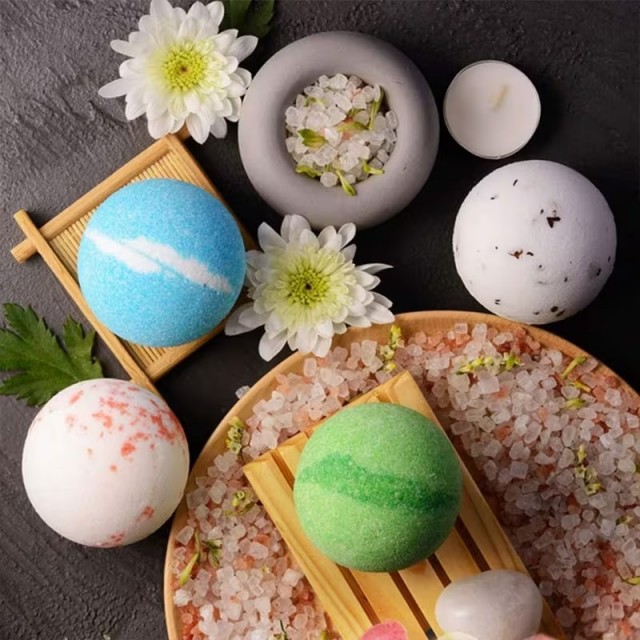 Set 3 aluminijastih kalupov za kopalne kroglice – velikost S (4,5 cm)