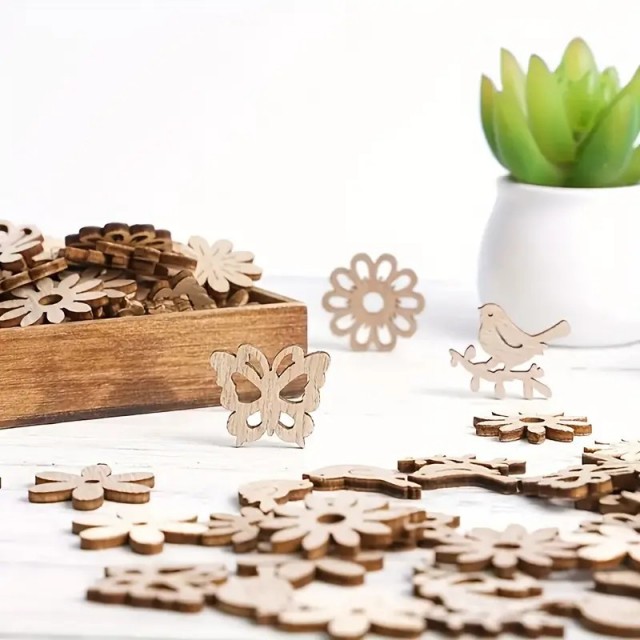 50 kosov izrezljanih lesenih okraskov za dekoracijo