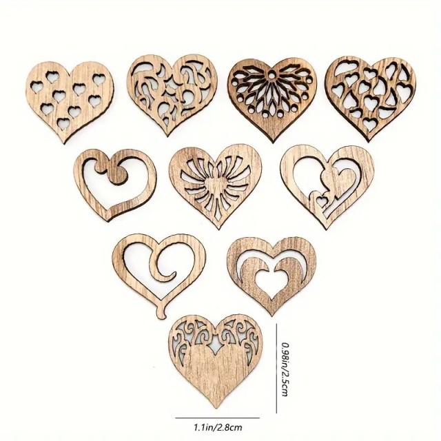 Komplet 50 lesenih src za dekoracijo 