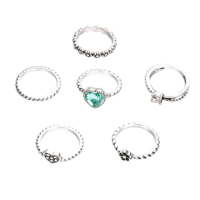 Komplet prstanov v srebrni barvi 8881