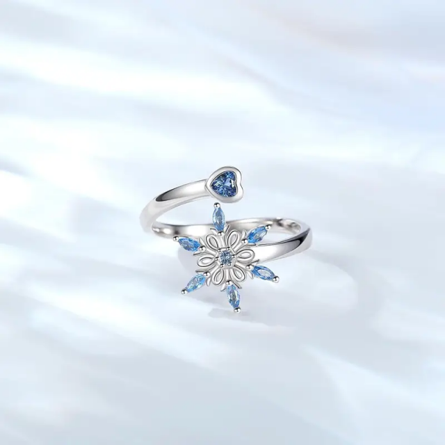 Nastavljiv prstan z modro snežinko in srcem