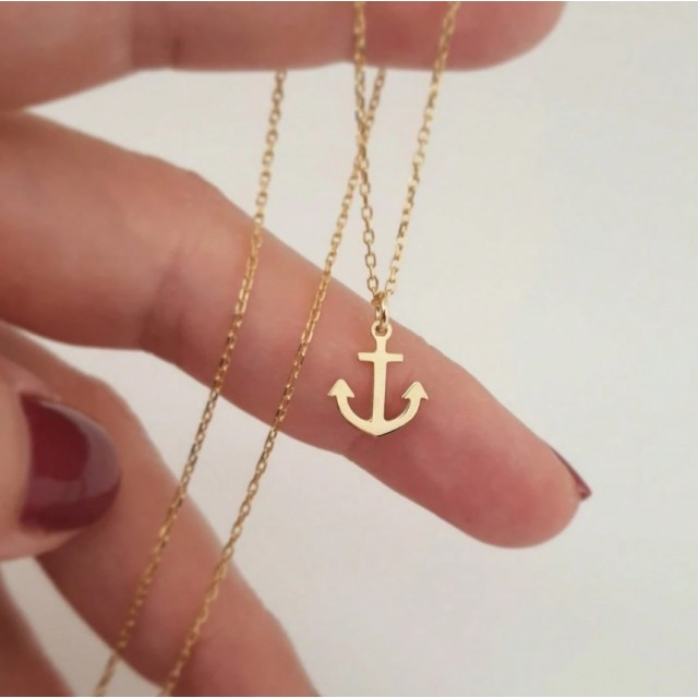 Šik poletna ogrlica z obeskom sidra zlate barve