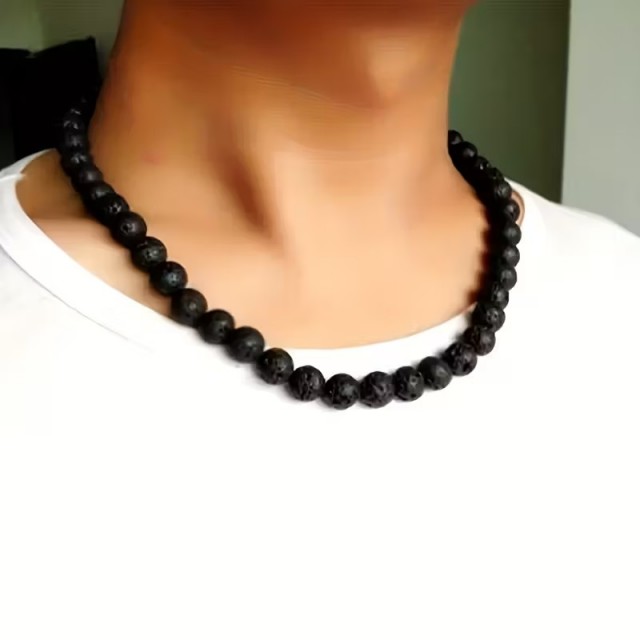 Moška ogrlica iz naravnih lava kamnov