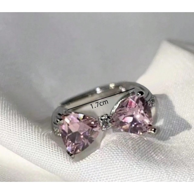 Nastavljiv odprt prstan z roza pentljico