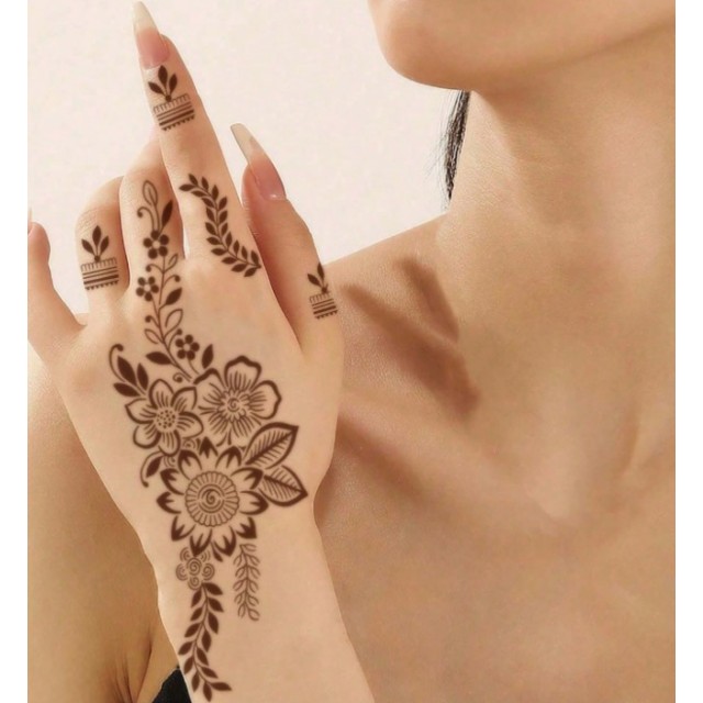 Začasna tatoo nalepka rjave barve z mandala potiskom