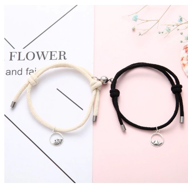 Komplet 2 zapestnic ZANJO in ZANJ, z magnetkom bež črna