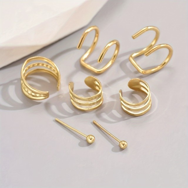 7 delni komplet uhanov v zlati ali srebrni barvi (luknjice zgoraj niso potrebne)