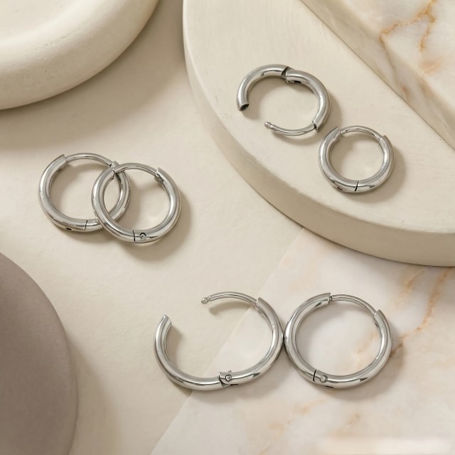 Komplet 3 parov okroglih uhanov