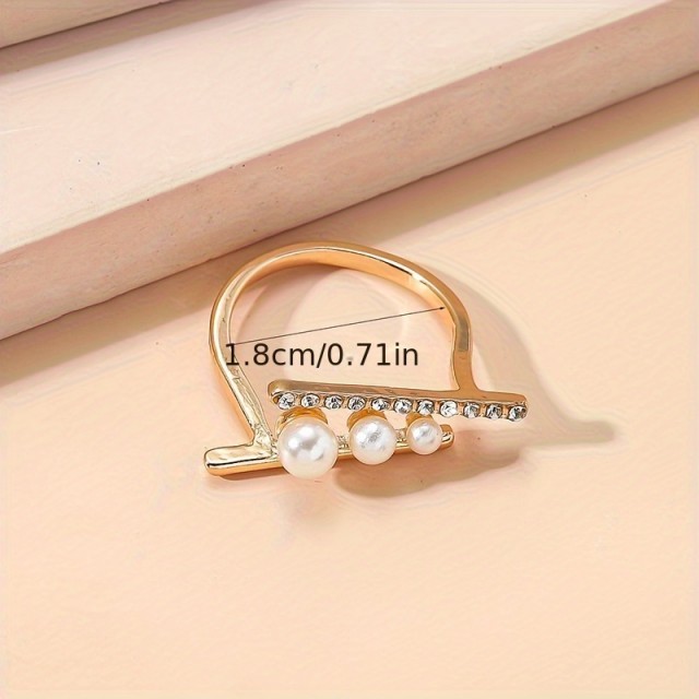 Elegantni nastavljiv odprt prstan z imitacijo perlic
