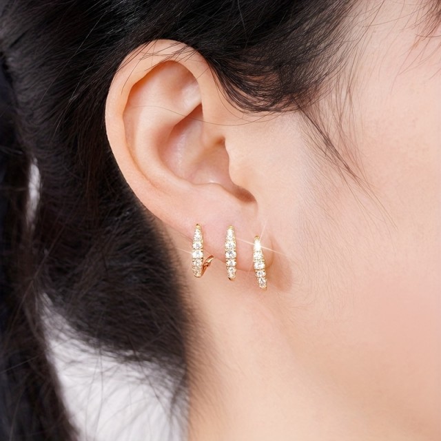 Enostavni uhani iz nerjavečega jekla, s cirkoni 2 barvi