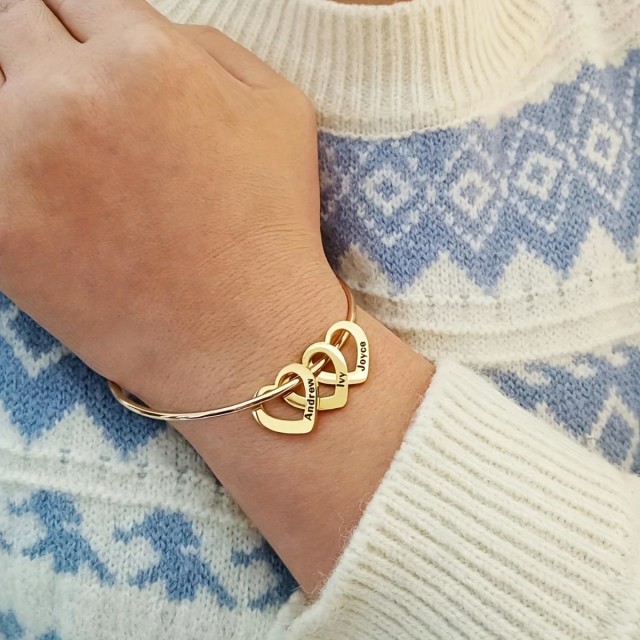 Personalizirana zapestnica s srci in gravurami po želji