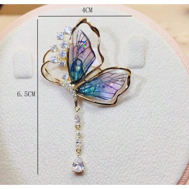 Elegantna broška v obliki metulja