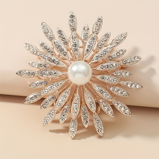 Luksuzna broška s cvetličnim dizajnom v 2 barvah