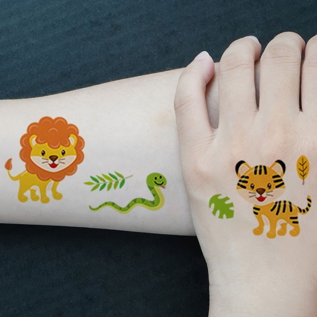 Komplet 10 vodoodpornih nalepk z risanimi živalmi 