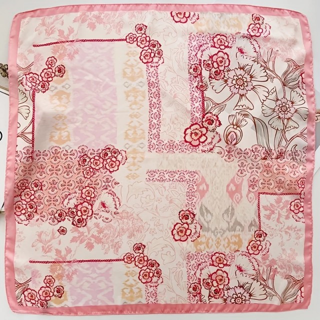 Elegantna kvadratna ruta v boemskem slogu s cvetličnim vzorcem