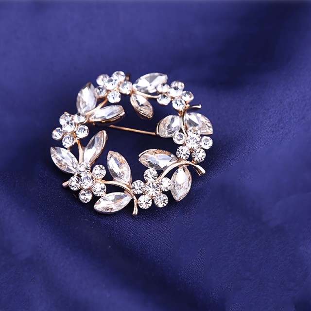 Baročna cvetlična broška za ženske
