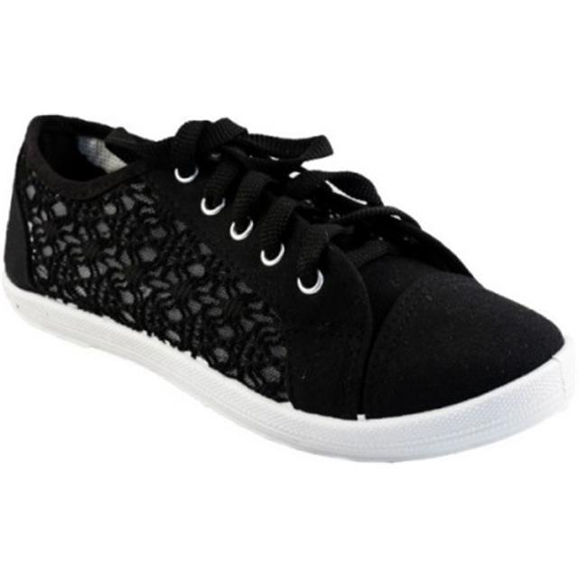 Čevlji s čipko črni