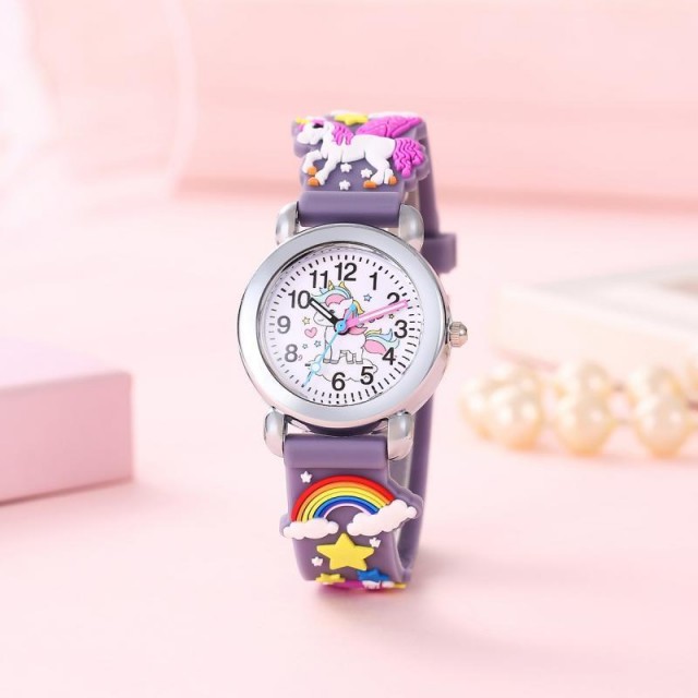 Ljubka otroška ura v vijola barvi s 3D paskom samorogi