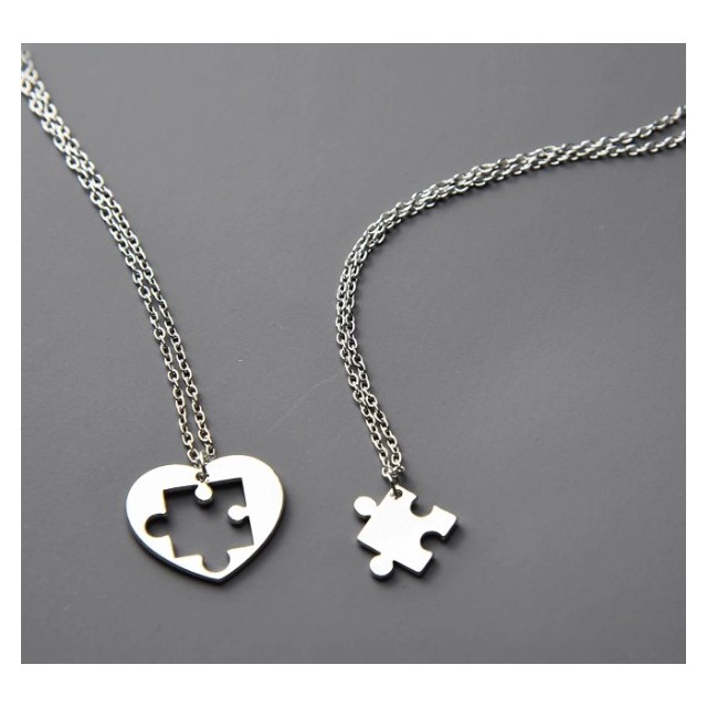 Komplet 2 verižic v srebrni barvi puzzle srca 