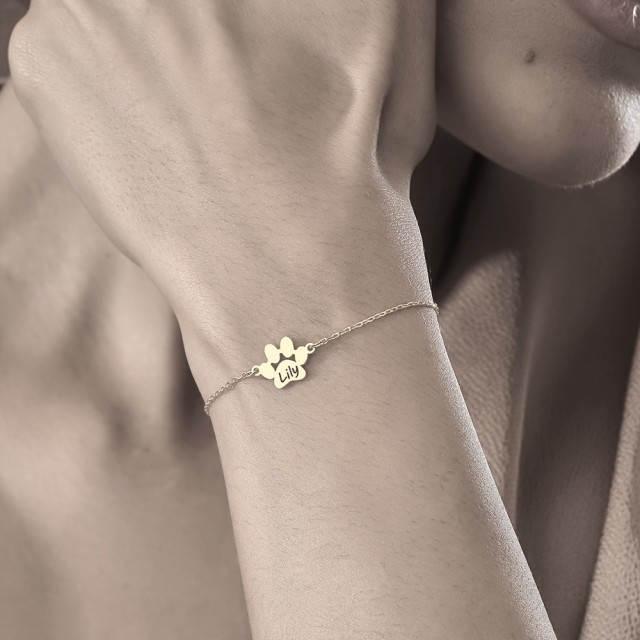 Personalizirana zapestnica s tačko IME LJUBLJENČKA