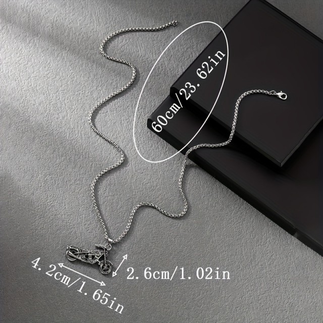 Moška verižica z obeskom motorja